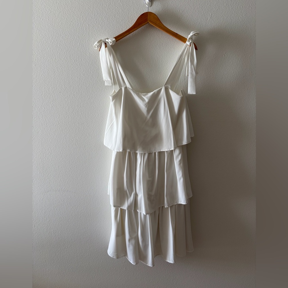 Chic White Layered Midi Dress